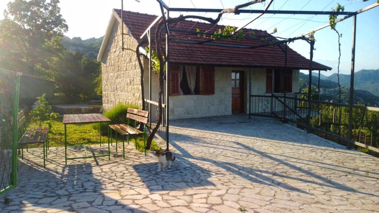 Banjo Rustic House Lake View Virpazar Ngoại thất bức ảnh